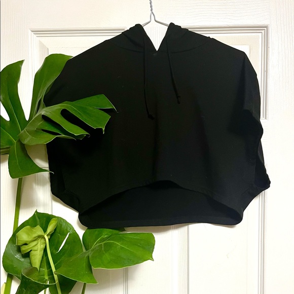 HOODED CROP NO SLEEVE THROW OVER - Picture 1 of 3